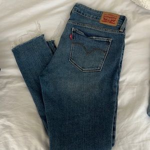 Levi 711 Skinny jeans